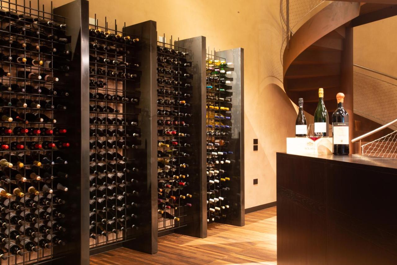 Ca' Del Profeta Ristorante & Relais Hotel Montegrosso d'Asti Bagian luar foto