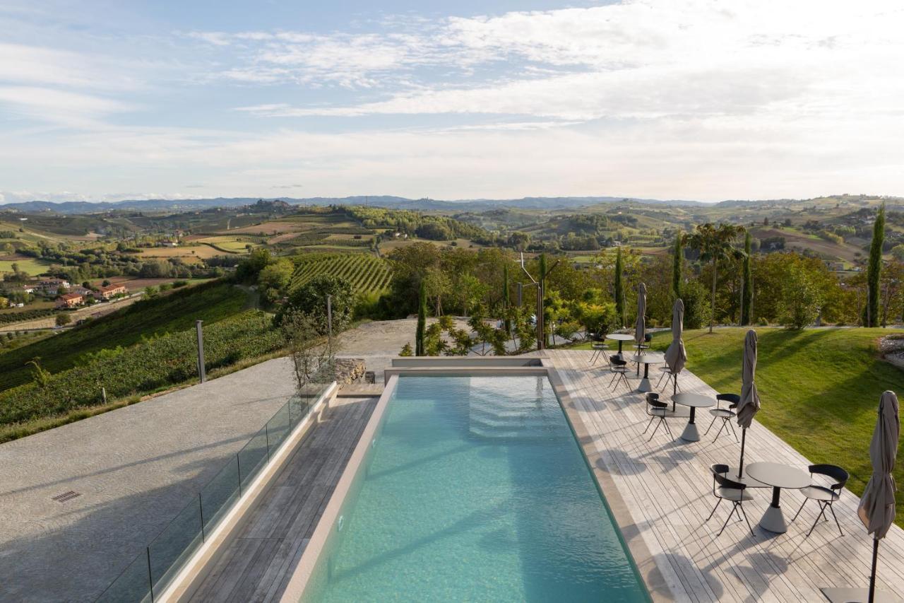 Ca' Del Profeta Ristorante & Relais Hotel Montegrosso d'Asti Bagian luar foto
